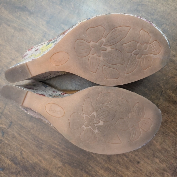 b.o.c. Women's Brown Leather Mules - Picture 4 of 6